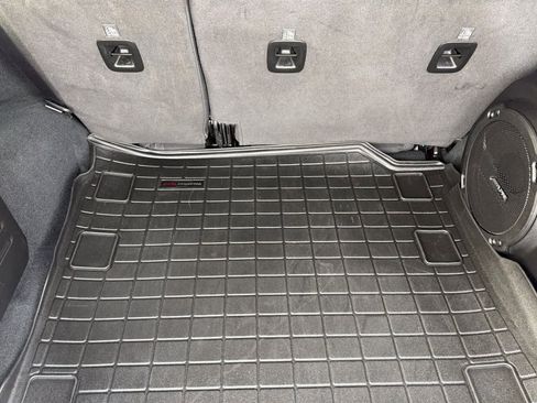 Used 2022 Jeep Wrangler Unlimited Sahara w/ Cold Weather Group image 15