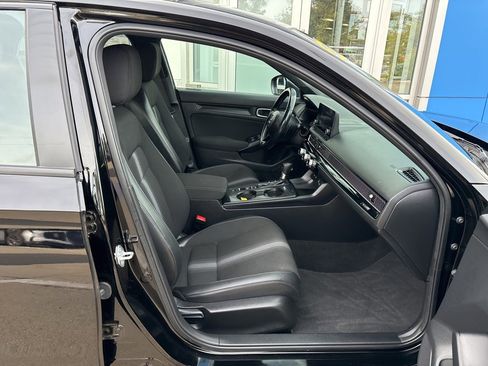 Used 2023 Honda Civic Sport image 27