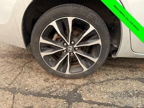 Used 2019 Toyota Corolla SE FWD image 14