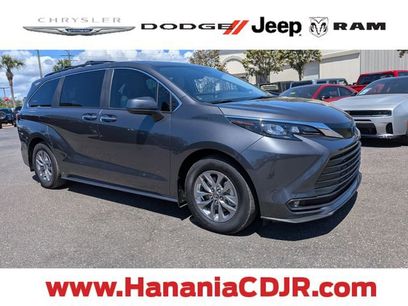 Used 2025 Toyota Sienna XLE w/ XLE Plus Package