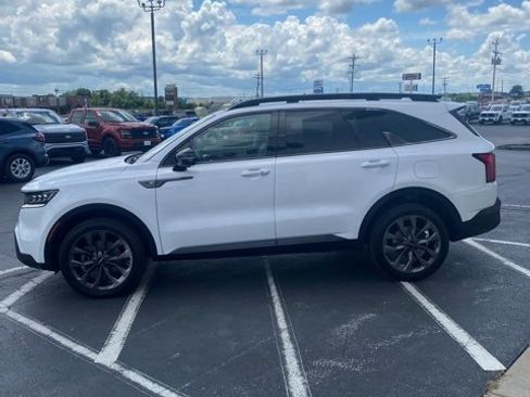 Used 2022 Kia Sorento SX Prestige image 4