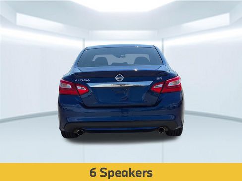 Used 2016 Nissan Altima 2.5 SR w/ LED Appearance Package FWD image 5