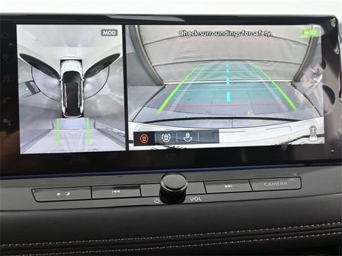 New 2025 Nissan Rogue Platinum w/ Platinum Premium Package image 24