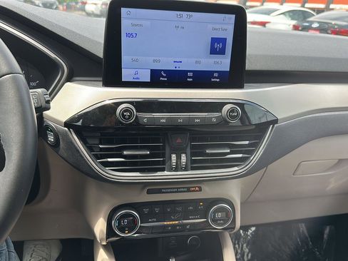 Used 2021 Ford Escape SEL image 20