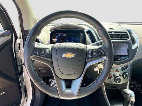 Used 2016 Chevrolet Trax LTZ FWD image 35