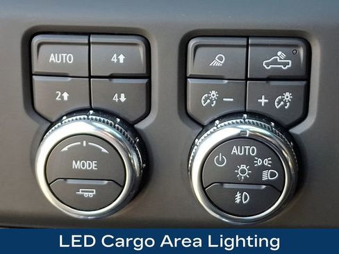 Used 2024 GMC Sierra 2500 Denali Ultimate image 28