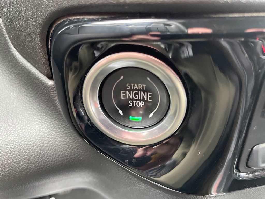 Used 2024 GMC Sierra 1500 Elevation w/ Preferred Package AWD/4WD image 22