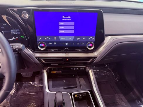 Used 2025 Lexus TX 350 AWD w/ Technology Package image 27