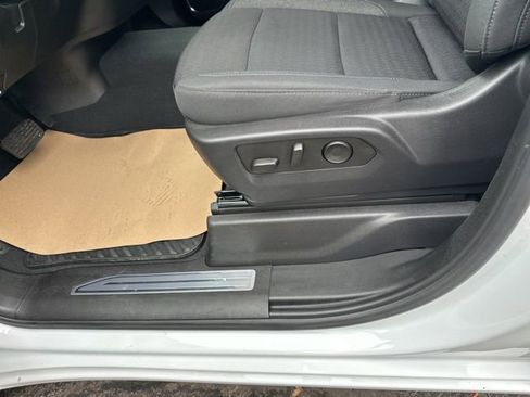 Used 2023 GMC Sierra 1500 Elevation image 11