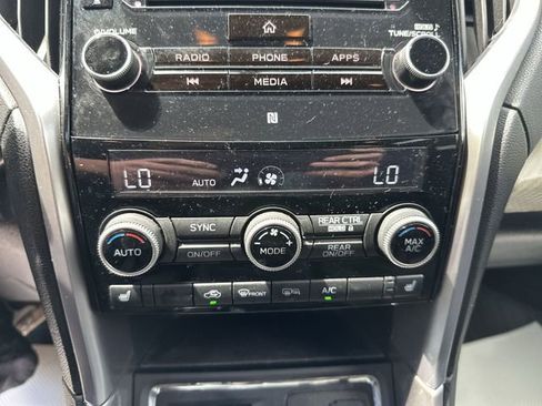 Used 2021 Subaru Ascent Premium w/ Convenience Package AWD/4WD image 18