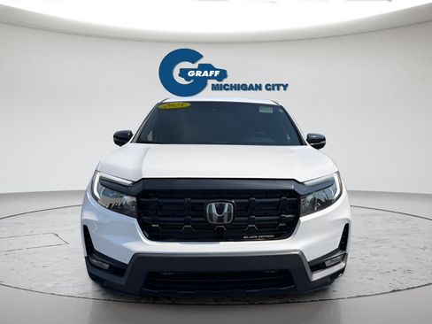 Used 2025 Honda Ridgeline Black Edition image 8