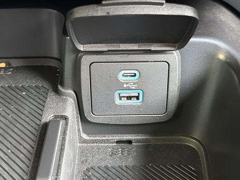 Used 2025 Ford Bronco Outer Banks AWD/4WD image 13