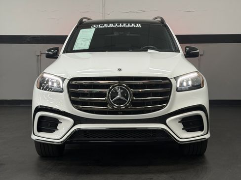 Used 2024 Mercedes-Benz GLS 450 4MATIC image 6