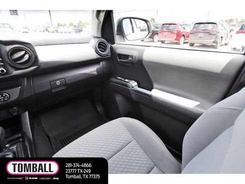 Used 2021 Toyota Tacoma SR w/ SR Convenience Package RWD image 11