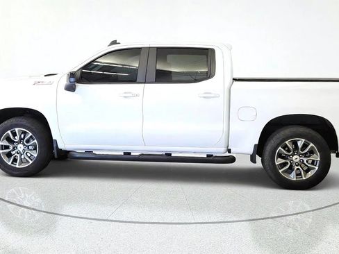 Used 2025 Chevrolet Silverado 1500 RST w/ Convenience Package II AWD/4WD image 5