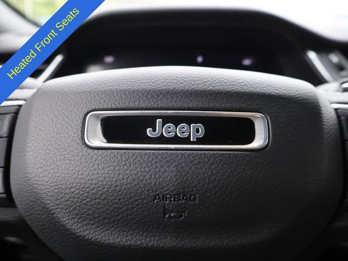 Used 2023 Jeep Grand Cherokee Altitude AWD/4WD image 28