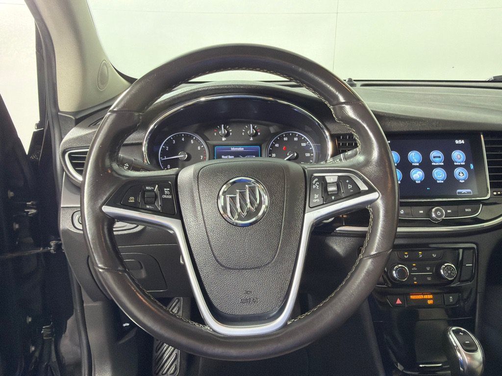 Used 2020 Buick Encore Preferred AWD/4WD image 15