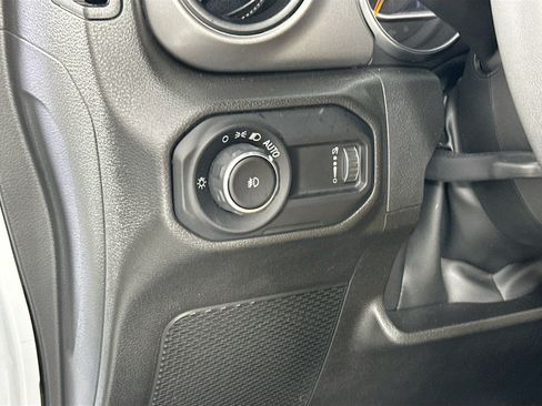 Used 2023 Jeep Wrangler Unlimited Sport AWD/4WD image 10