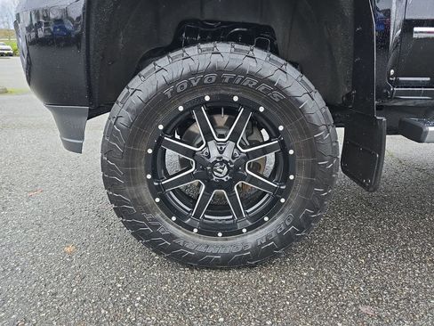 Certified 2019 GMC Sierra 2500 Denali image 38