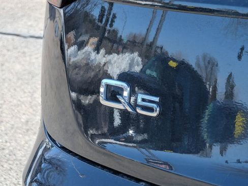 Used 2025 Audi Q5 2.0T Premium image 12