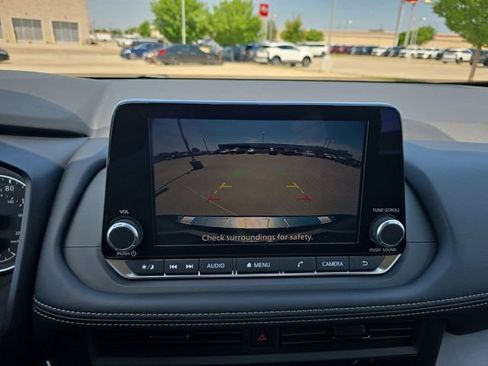 New 2026 Nissan Rogue SV FWD image 9