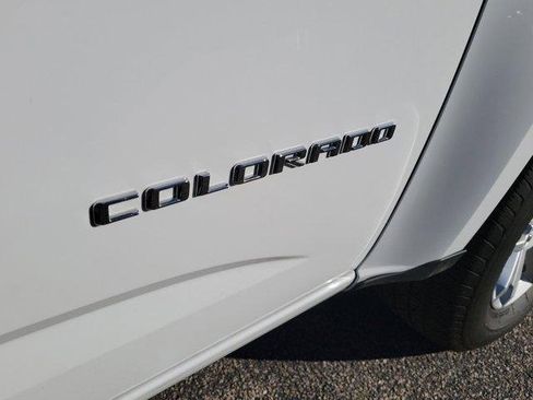 Used 2022 Chevrolet Colorado LT w/ Fleet Safety Package image 6