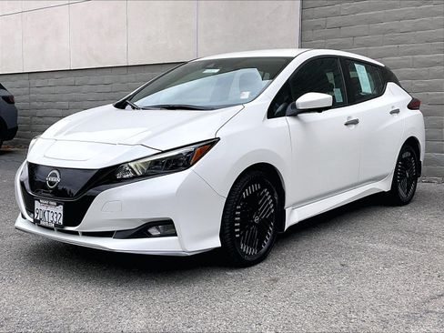 Used 2023 Nissan Leaf SV Plus FWD image 12