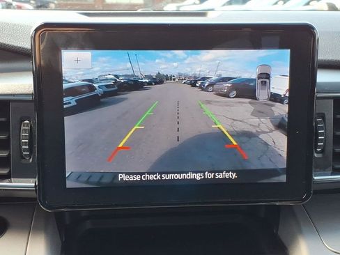 Used 2024 Ford Explorer XLT w/ Equipment Group 202A image 20