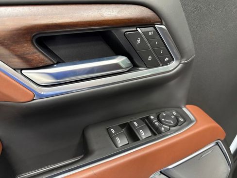 New 2026 GMC Sierra 2500 Denali Ultimate image 17