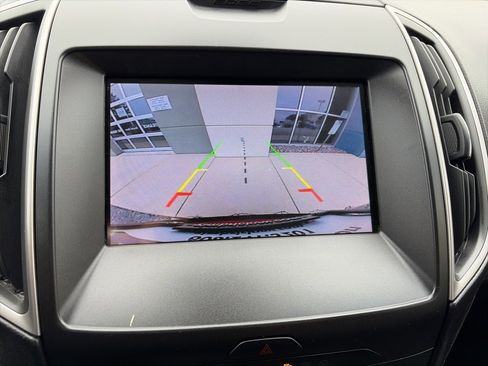 Used 2020 Ford Edge SEL w/ Convenience Package image 20