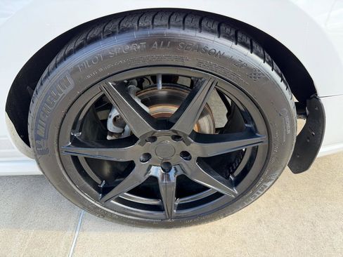 Used 2013 Ford Mustang GT Premium image 8