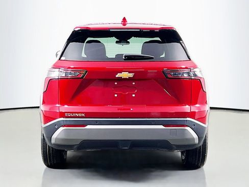 New 2026 Chevrolet Equinox LT w/ Convenience Package II image 6