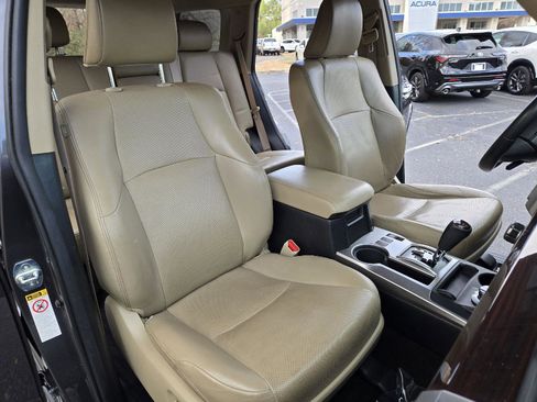 Used 2018 Toyota 4Runner Limited image 28