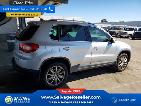 Used 2011 Volkswagen Tiguan SE AWD/4WD image 4