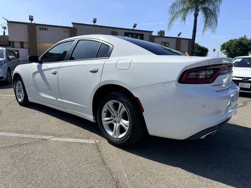 Used 2019 Dodge Charger SXT image 7