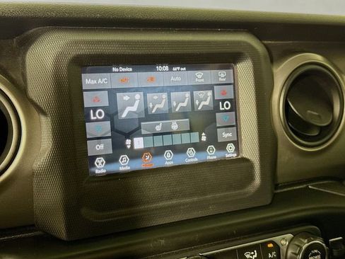 Used 2020 Jeep Wrangler Unlimited Sport AWD/4WD image 18