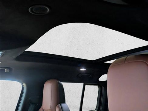 New 2026 Land Rover Defender 110 OCTA image 15