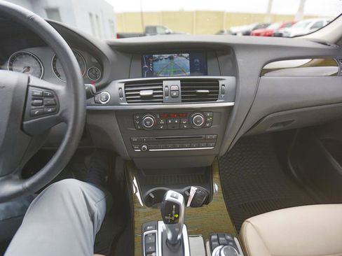 Used 2013 BMW X3 xDrive28i image 8