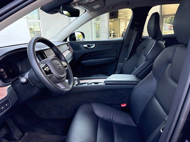 Used 2024 Volvo XC60 T8 Plus w/ Protection Package Premier AWD/4WD image 8