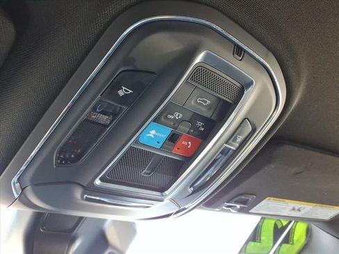 Used 2022 Jeep Grand Cherokee L Laredo image 27