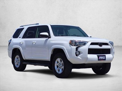 Used 2015 Toyota 4Runner SR5 RWD image 3