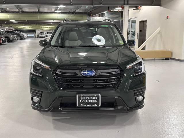 Certified 2023 Subaru Forester Limited AWD/4WD image 2