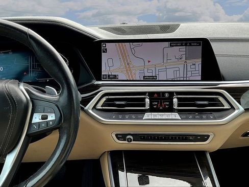 Used 2021 BMW X5 sDrive40i w/ Premium Package RWD image 9