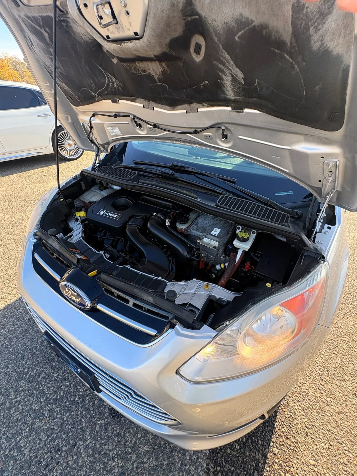 Used 2016 Ford C-MAX SEL w/ Equipment Group 302A FWD image 25