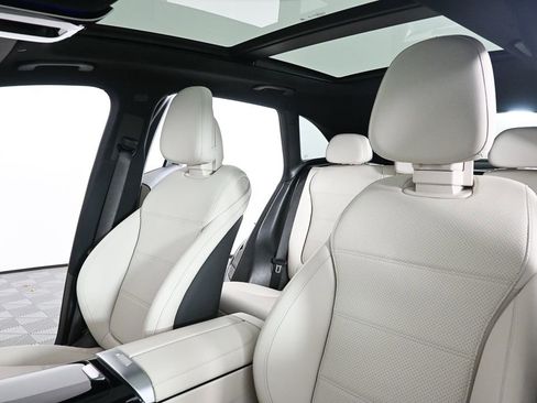 Certified 2024 Mercedes-Benz GLC 300 4MATIC image 5