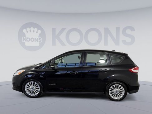 Used 2018 Ford C-MAX SE w/ Interior Protection Package image 2