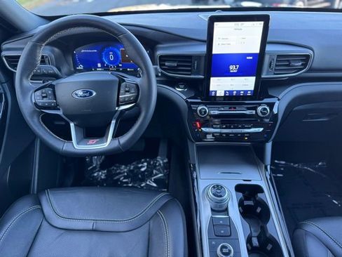 Used 2023 Ford Explorer ST w/ Equipment Group 401A image 18