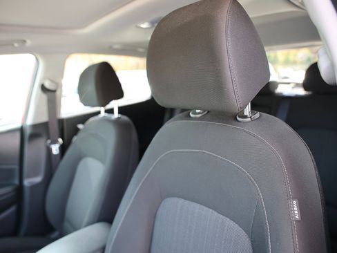 Used 2022 Hyundai Kona SEL w/ Convenience Package image 18