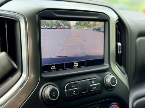 Used 2021 Chevrolet Silverado 1500 RST w/ Convenience Package II AWD/4WD image 17