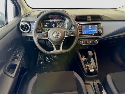 Used 2025 Nissan Versa SV w/ Trunk Package image 17